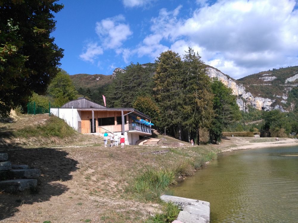 Restaurant De La Plage Chancia Lac De Coiselet