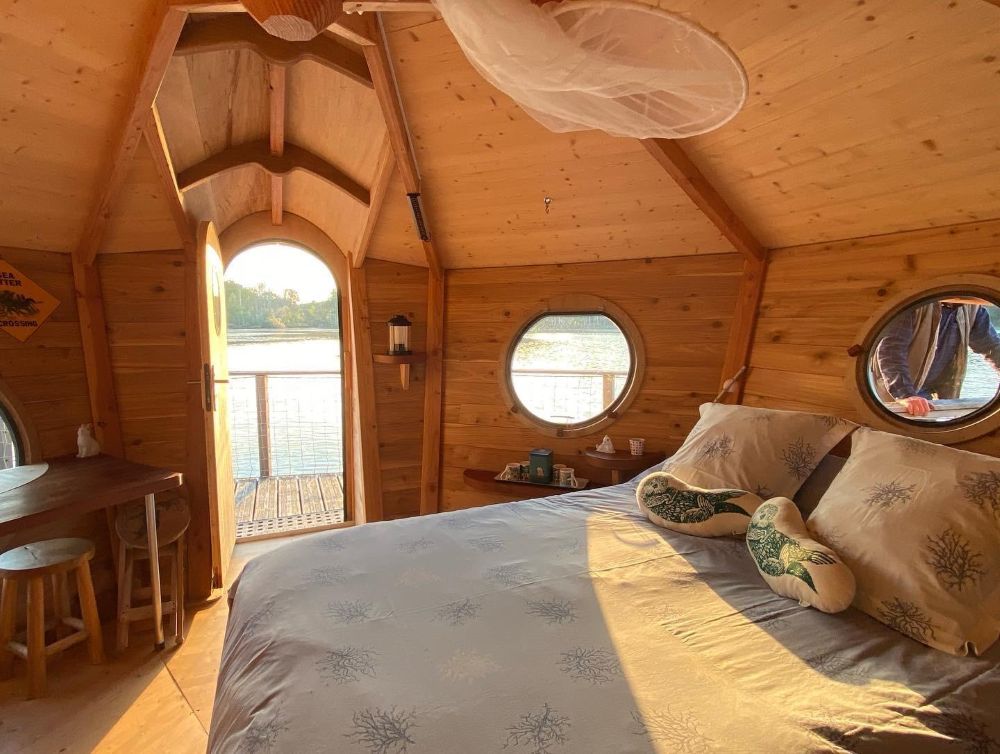 lit d'une cabane flottante