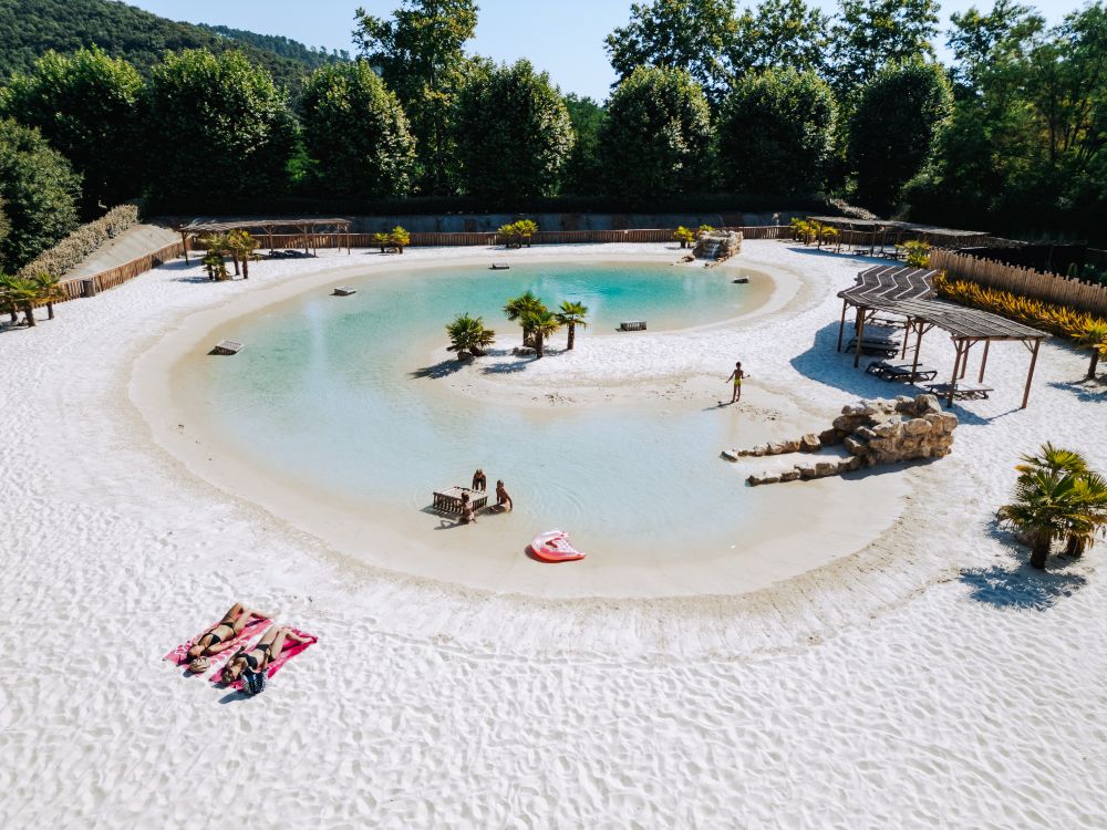 lagon du camping la Clémentine dans le Gard