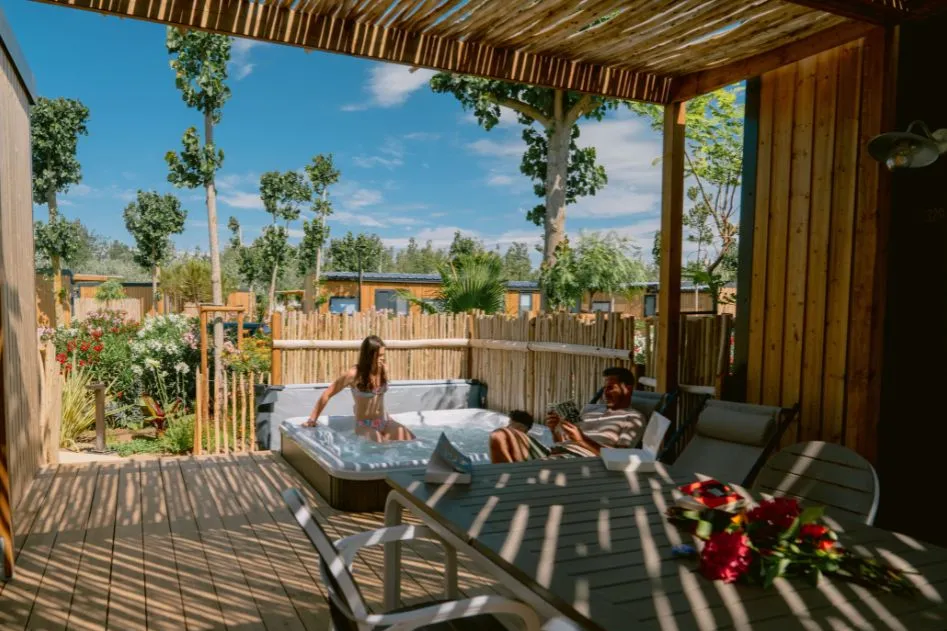 hebergement prestige avec jacuzzi privatif