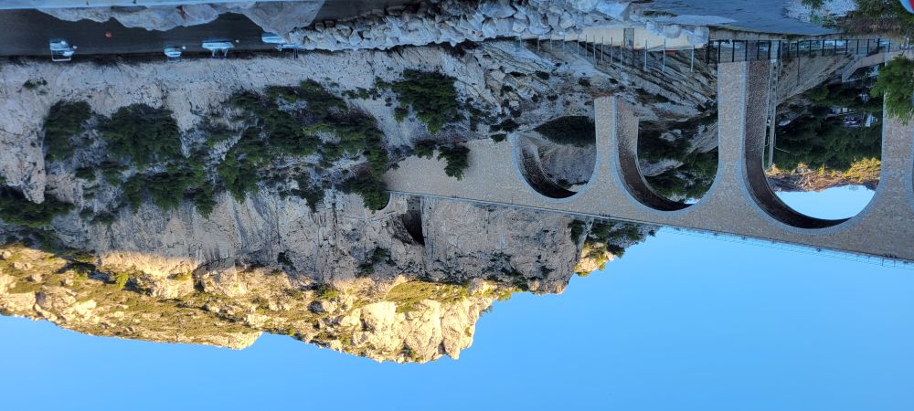 la cote bleue et le viaduc de Niolon