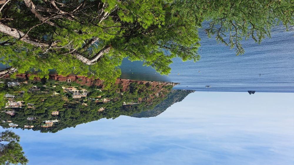 plage de fabregas sur la cote varoise