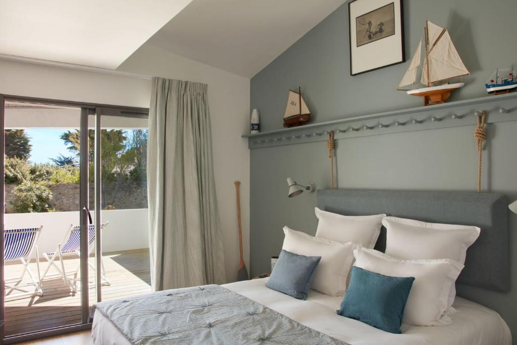 chambre de l'hôtel les hautes mer ile d'yeu