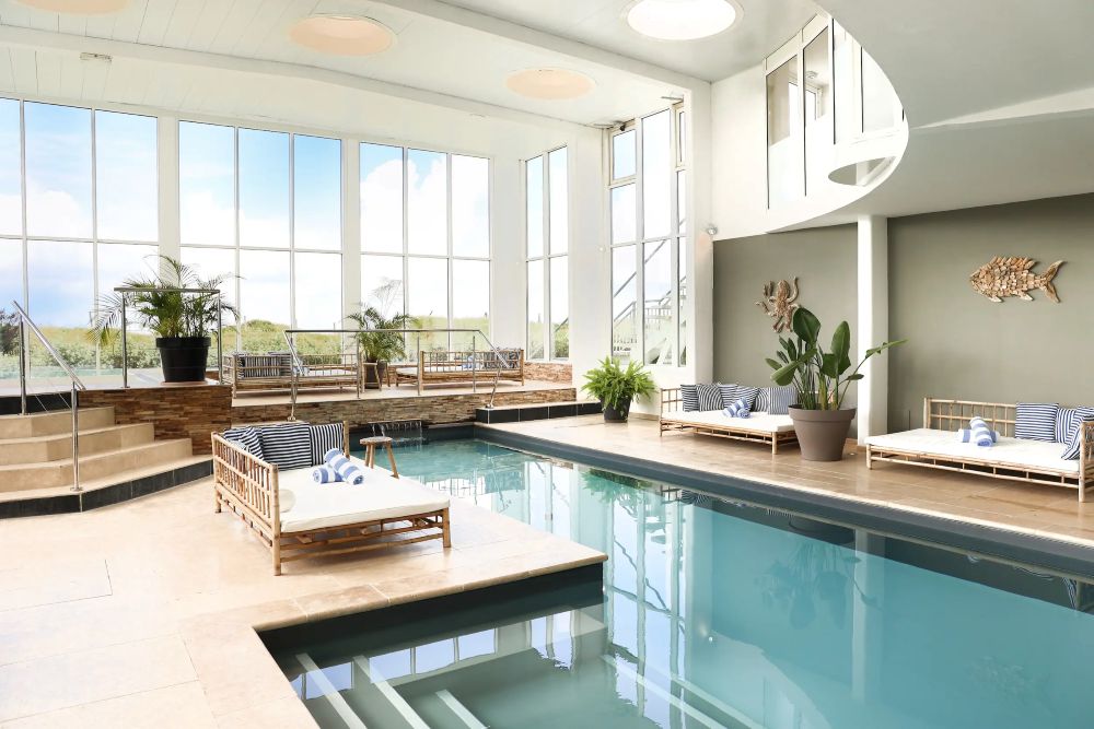piscine interieure hotel oleron