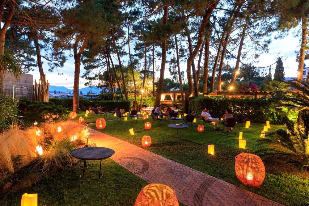 hotel pieds dans l'eau corse
