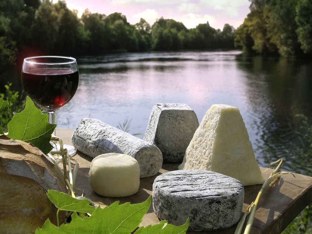 Fromage et vin au bord du Cher