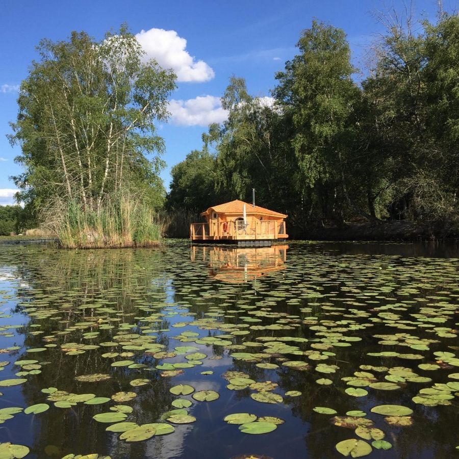 Les cabanes flottantes du Clos de la Loutre