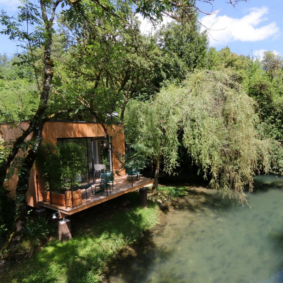 La Cabane du Pont de la Roche et Spa