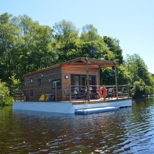 Les Maisons sur l'eau du Domaine de Taysse