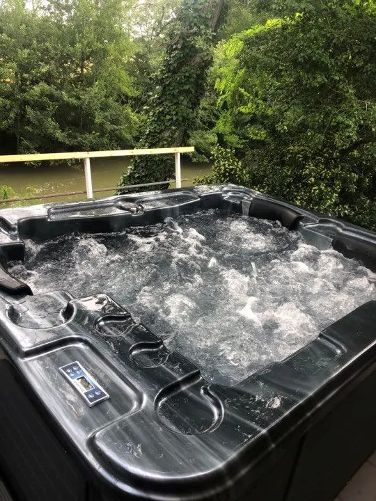 En bord de rivière gite et chambres d'hôtes