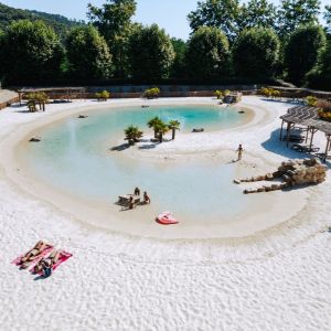 Image Camping avec lagon : nos plus belles adresses en France